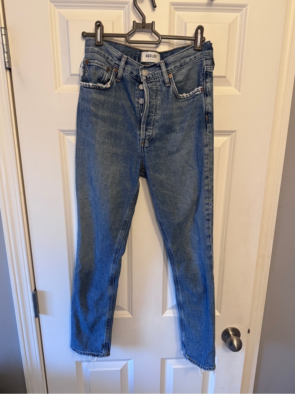 Agolde Riley Crop in Mid Blue Straight Leg Jeans